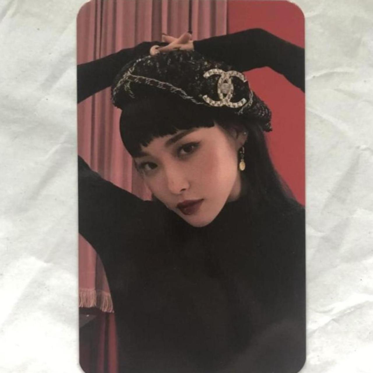 Newest ChungHa - Gotta Go single album (SUPER RARE)