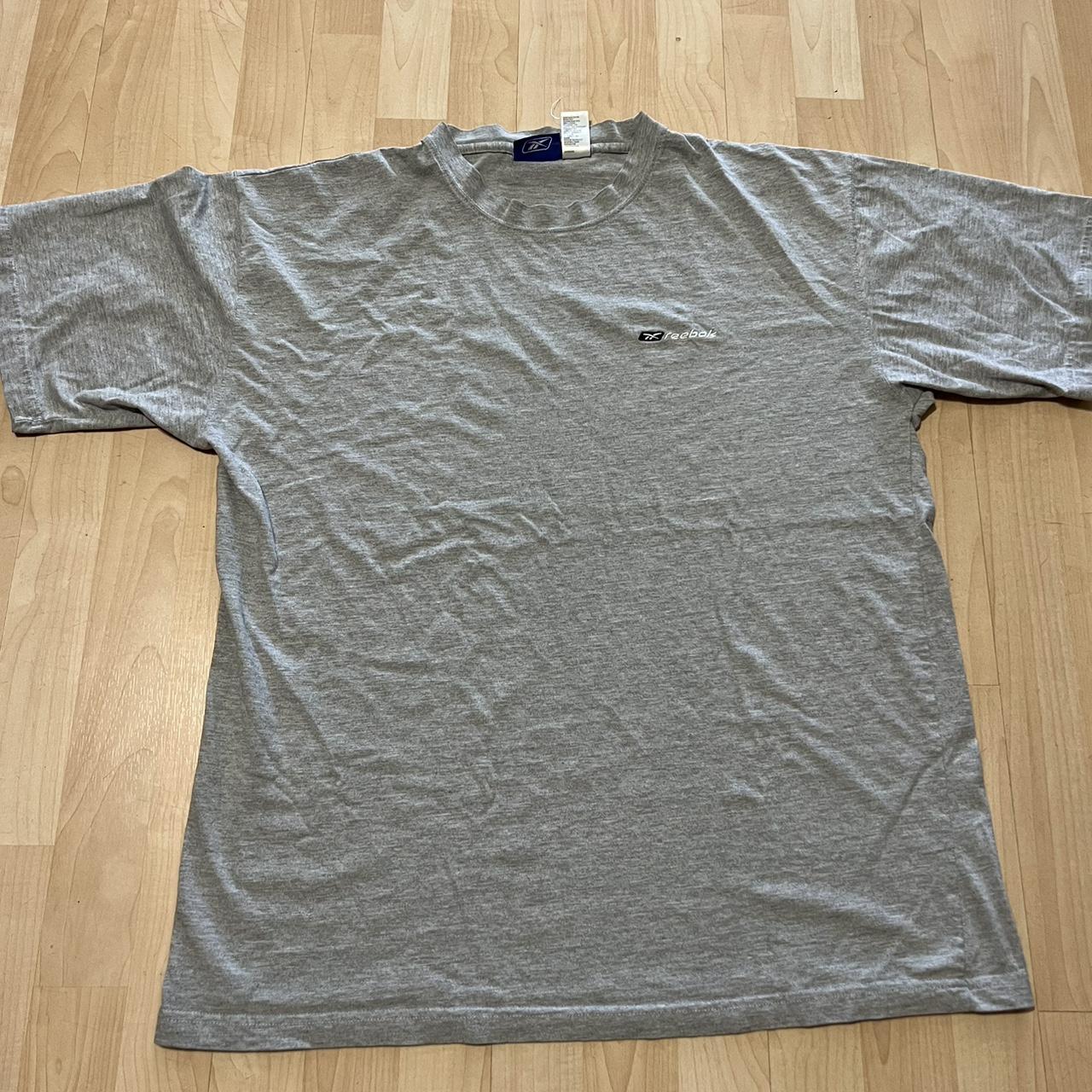 Reebok t shirt clearance silver