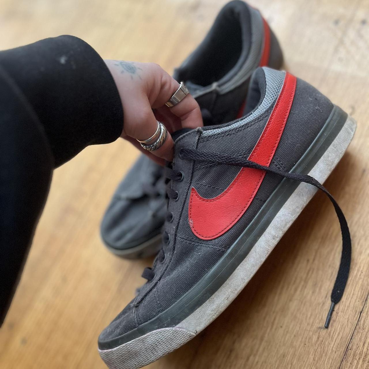 retro nike canvas shoes