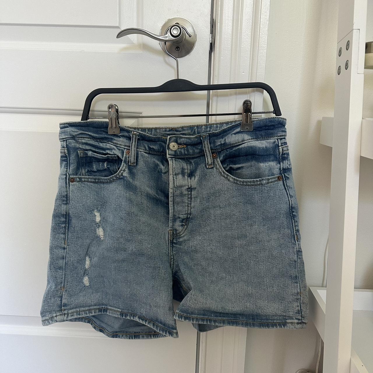 item listed by clairellla