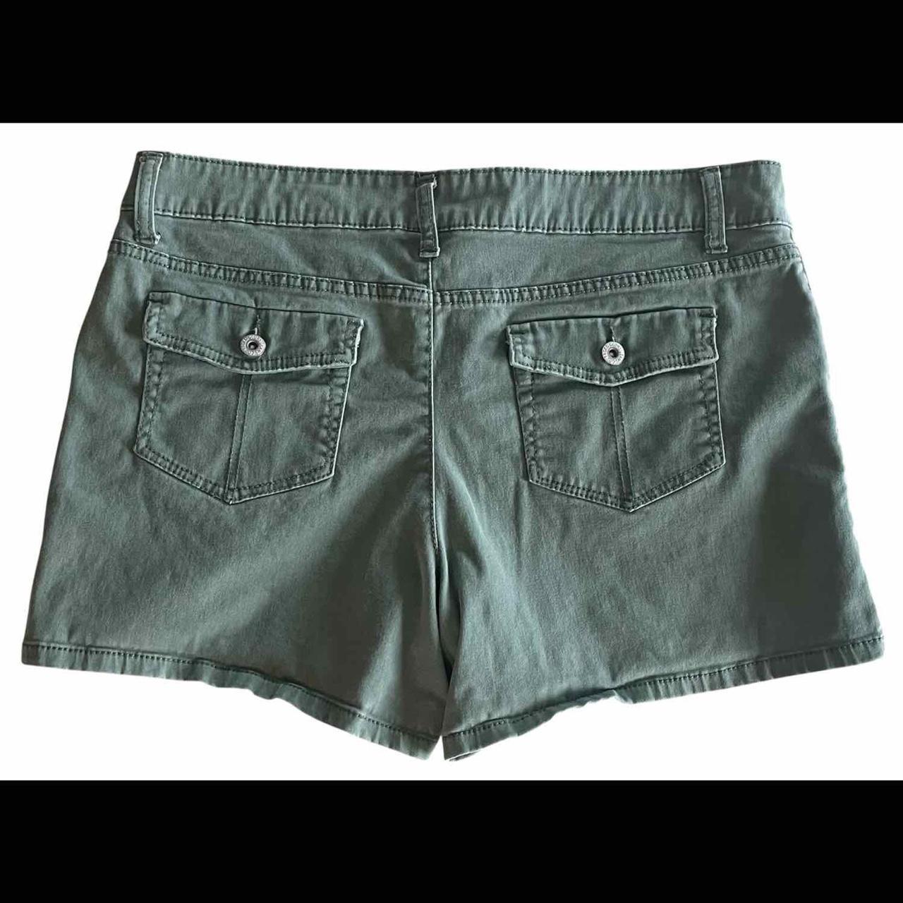 Faded Glory Women's Shorts Green 14 – Green Faded Glory shorts