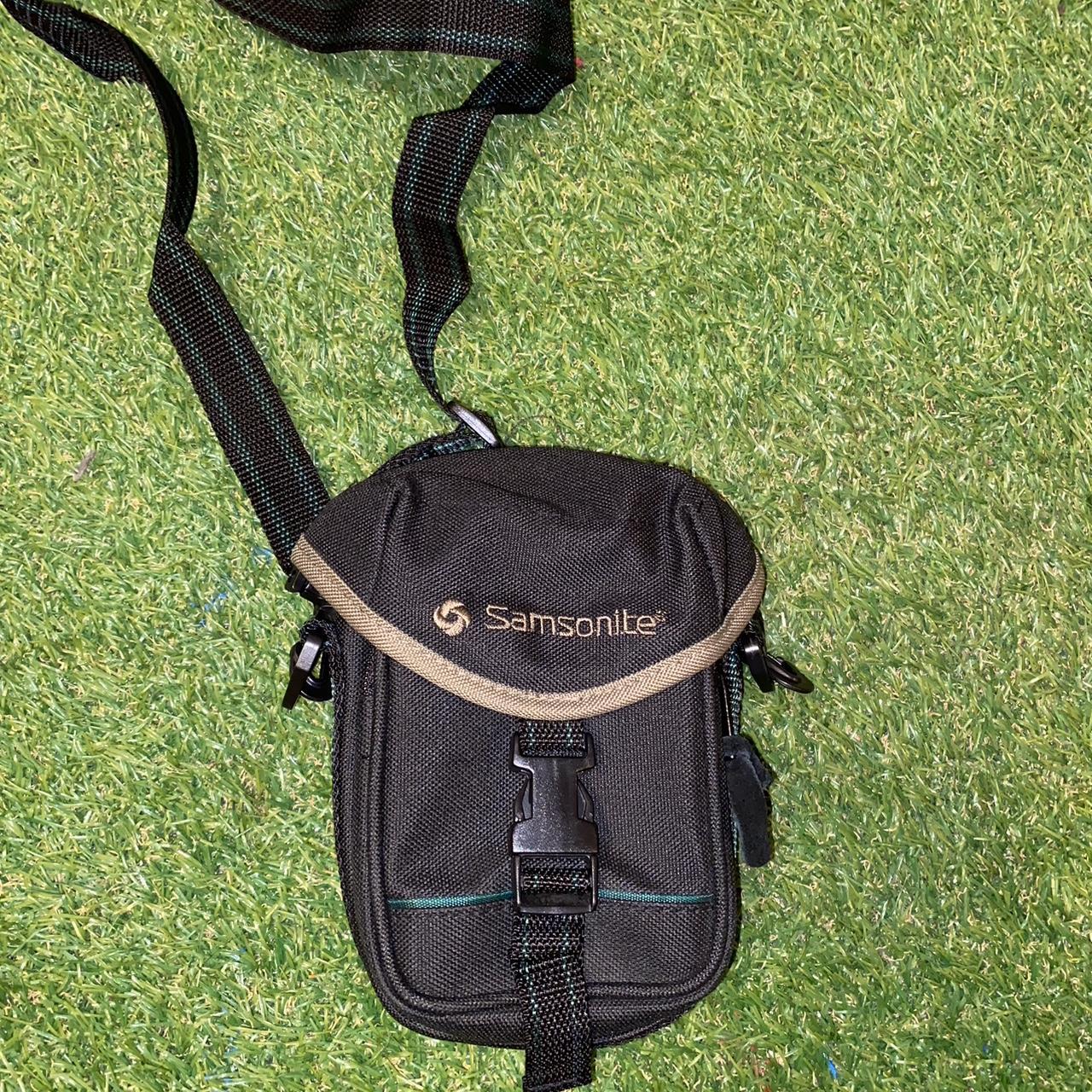 Cute vintage Samsonite crossbody perfect for a... - Depop