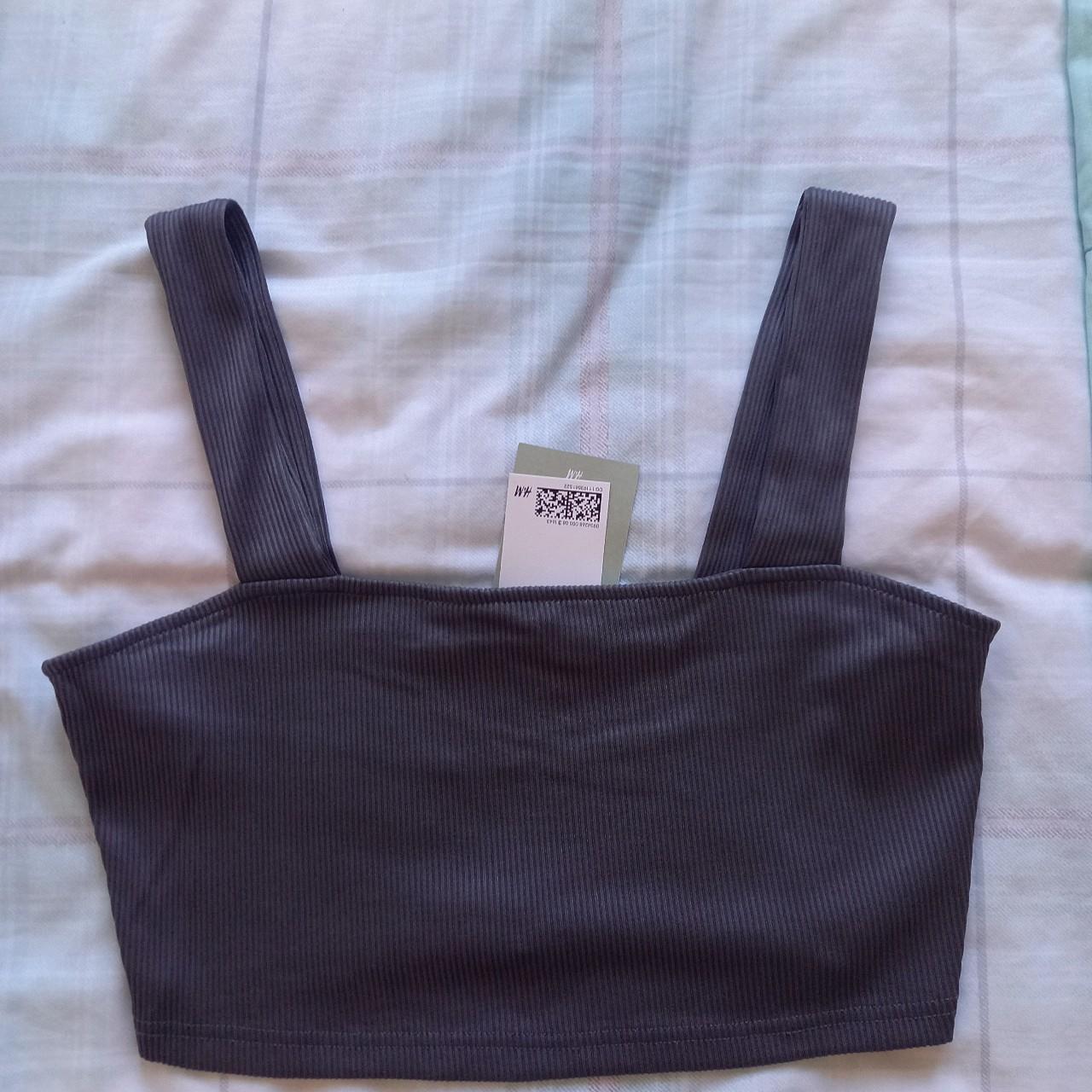 H&M Women's Grey and Silver Vest Depop