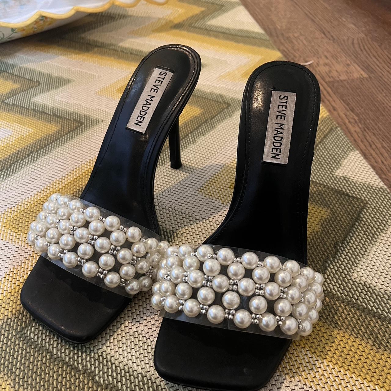item listed by claiirethomas