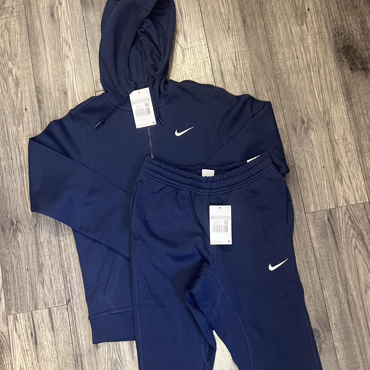 Nike Men's Navy Hoodie | Depop