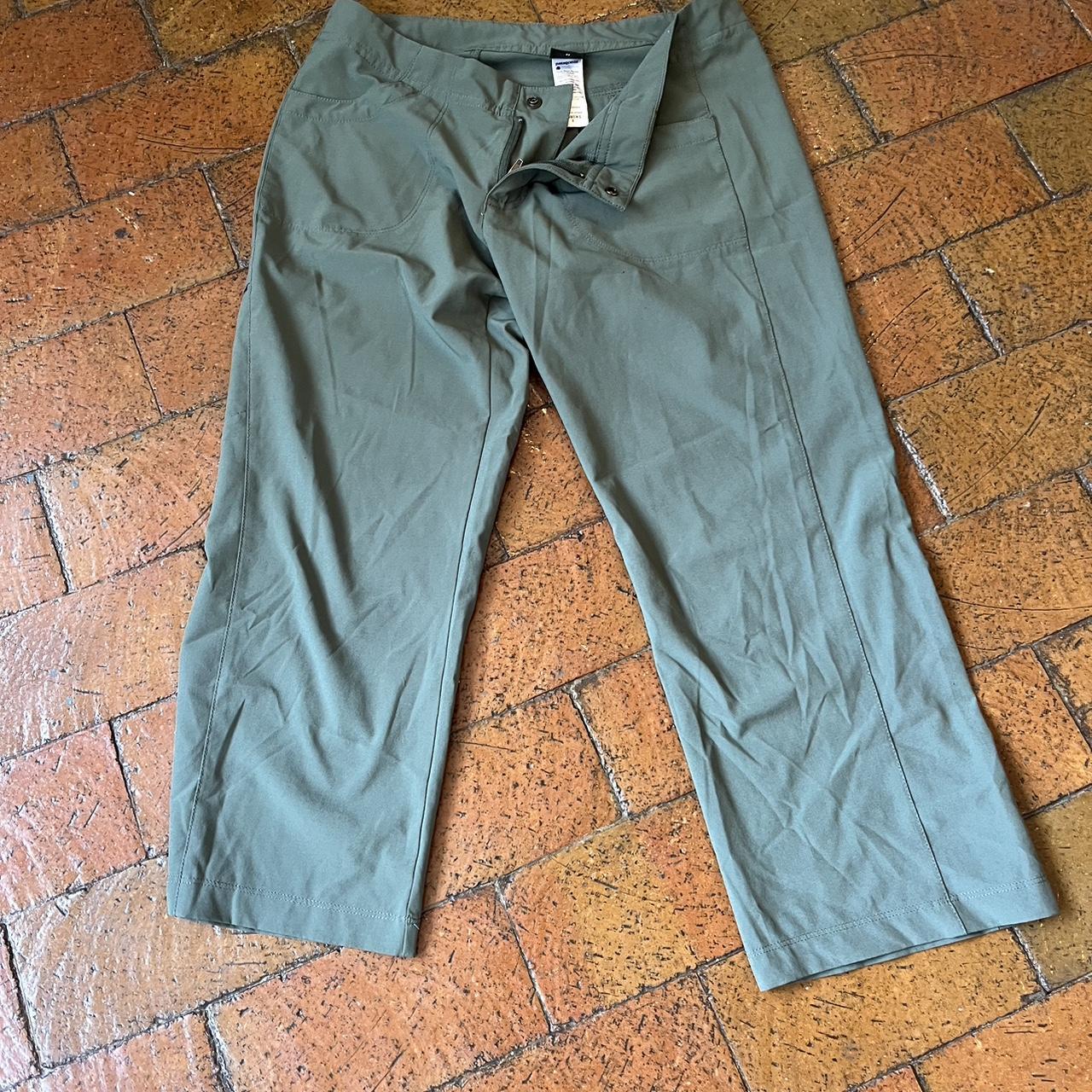 Patagonia lightweight grey-green capris. Great for