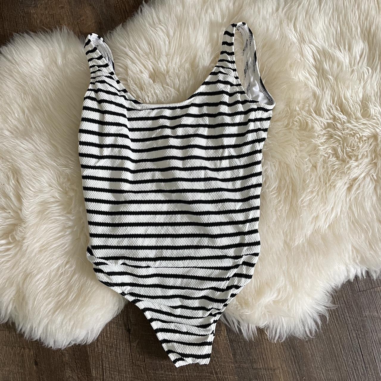 abercrombie one piece swimsuit sophia richie look... Depop
