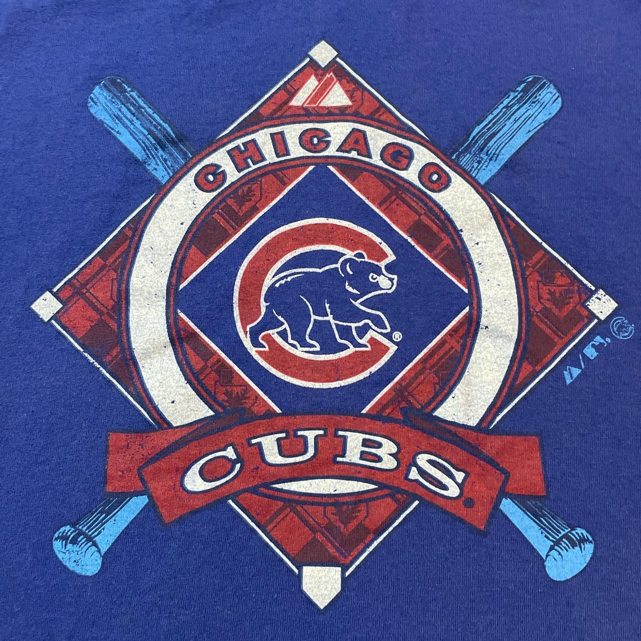 Vintage y2k 2002 chicago cubs shirt Majestic size - Depop