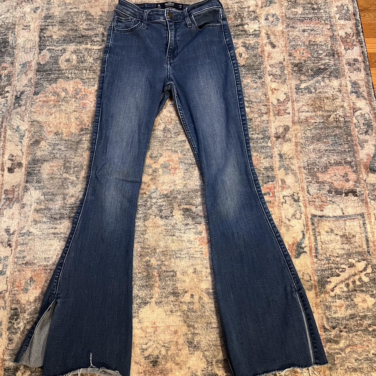 Holister high rise flare jeans - Depop