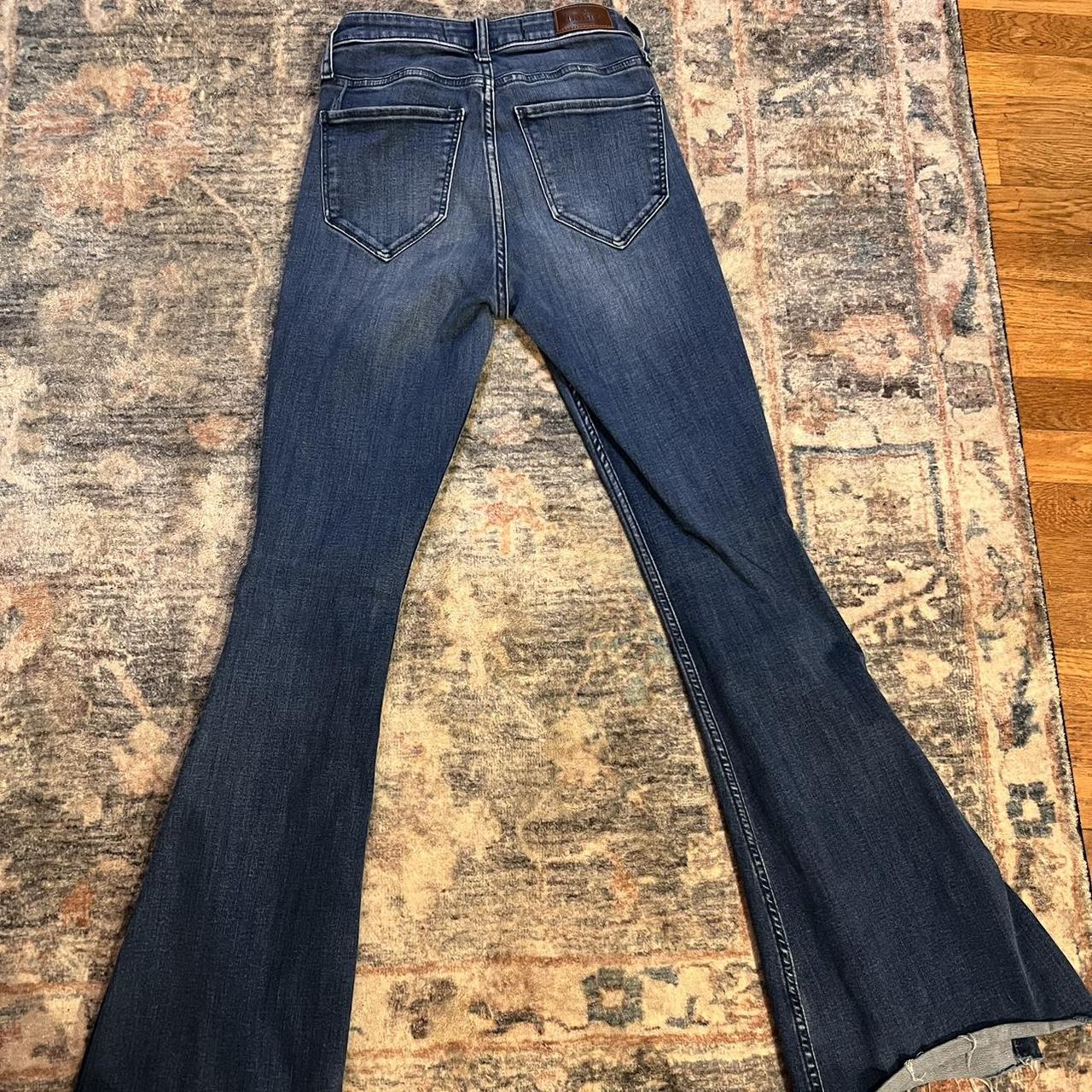 Holister high rise flare jeans - Depop