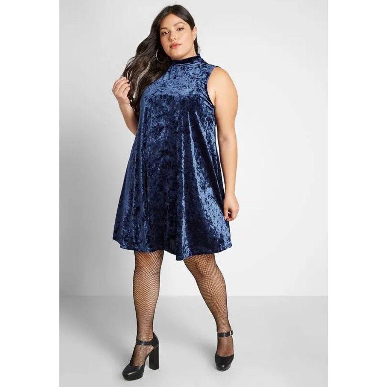 Modcloth blue velvet dress size XL. Excellent used