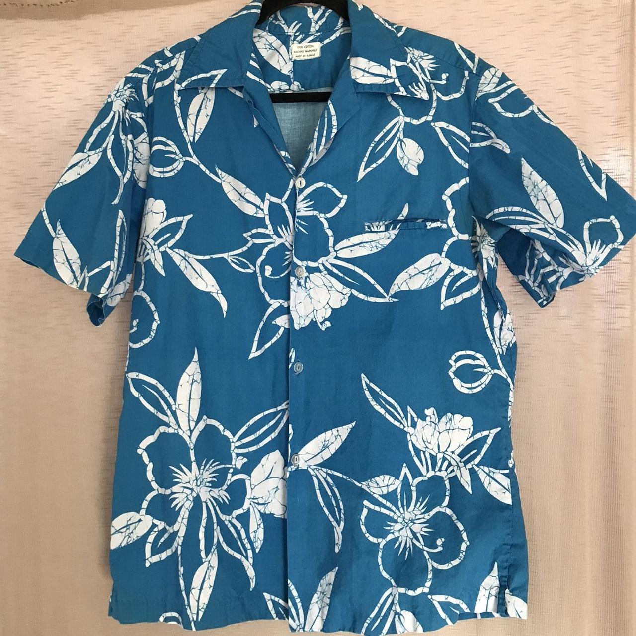Authentic Made in Hawaii button up tropical Hawaiian... - Depop