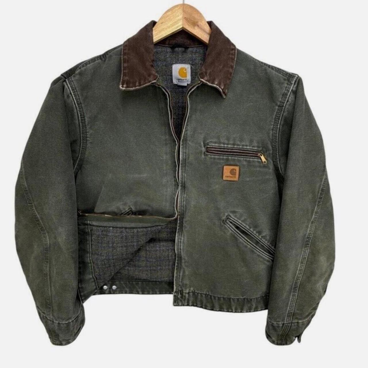 item listed by sunsetclosetla