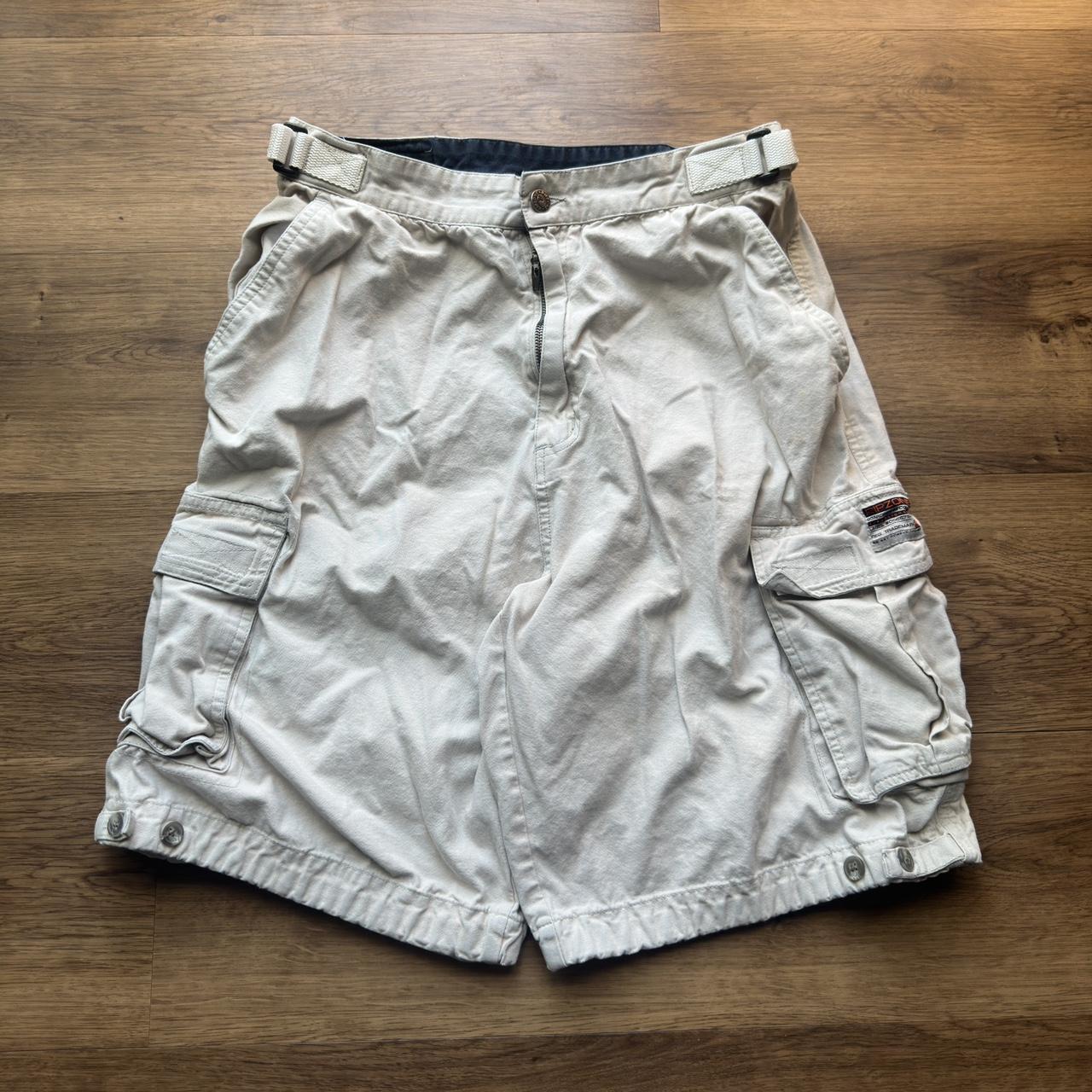 item listed by oaksthrifts