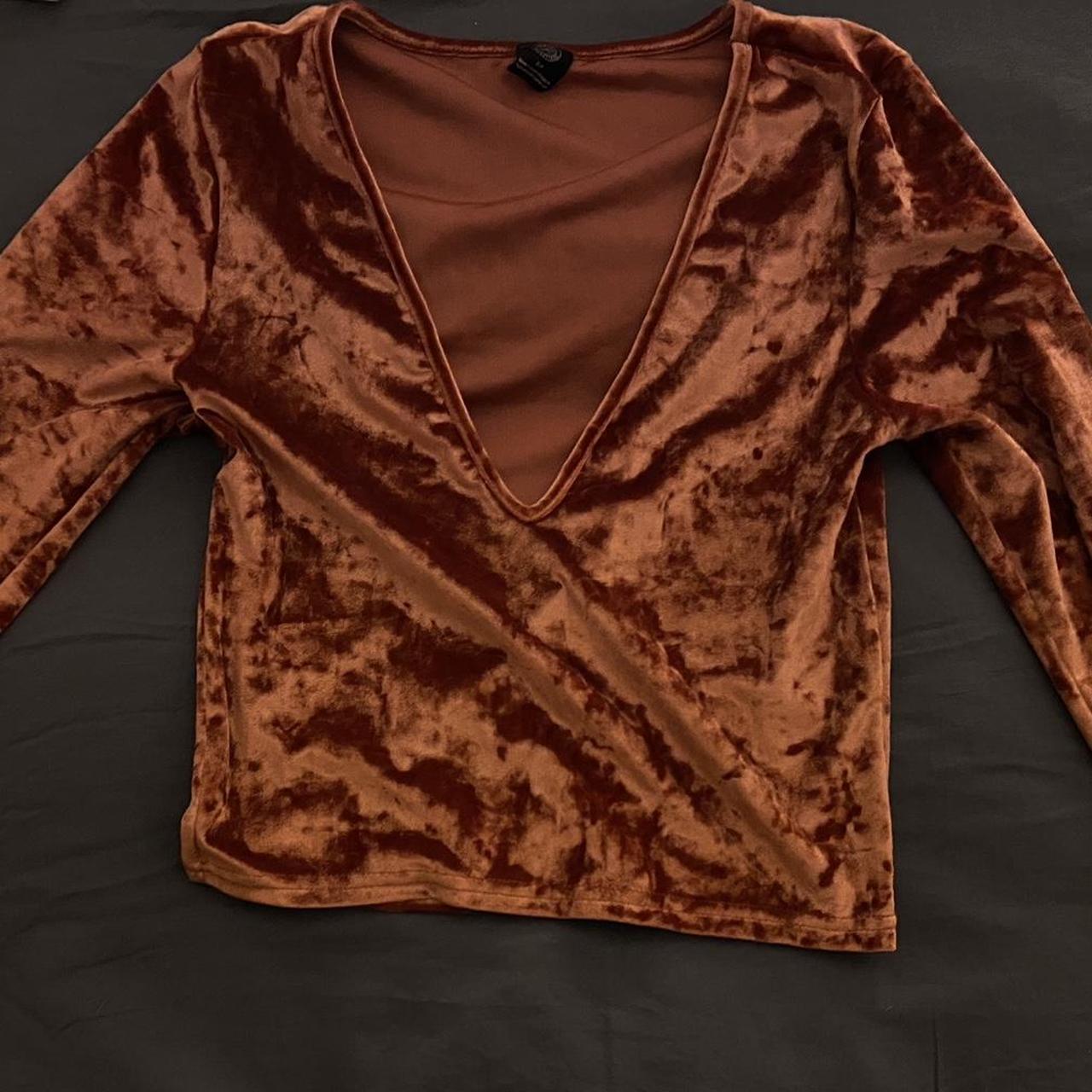 Women's Yellow and Gold Croptop Depop