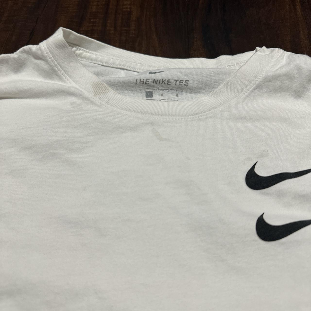 nike mid swoosh tee
