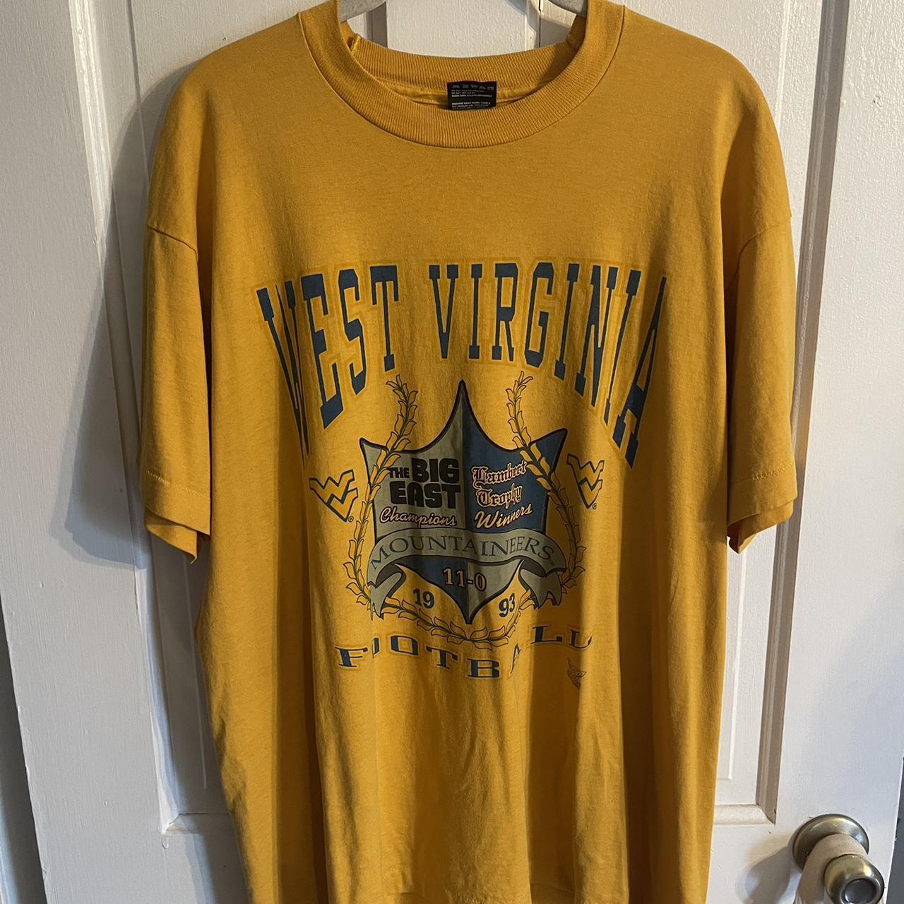 Men's Yellow and Blue T-shirt | Depop