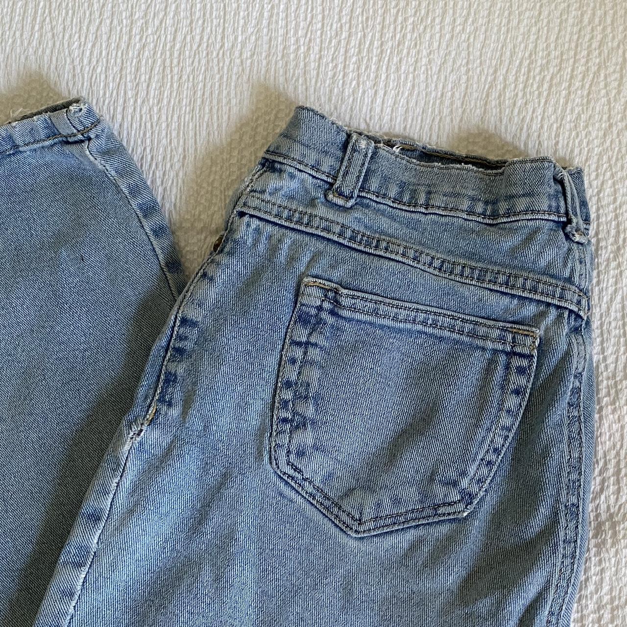 vintage light wash baggy jeans super flattering... - Depop