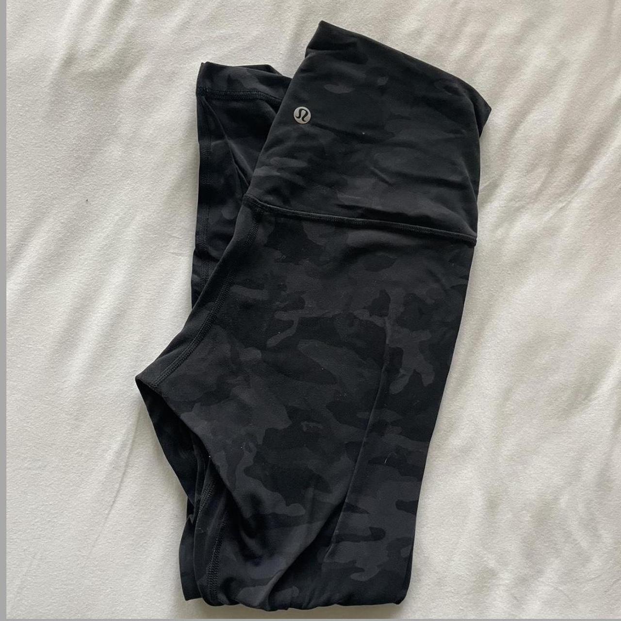 Lululemon gray and black camo align leggings. 25' - Depop
