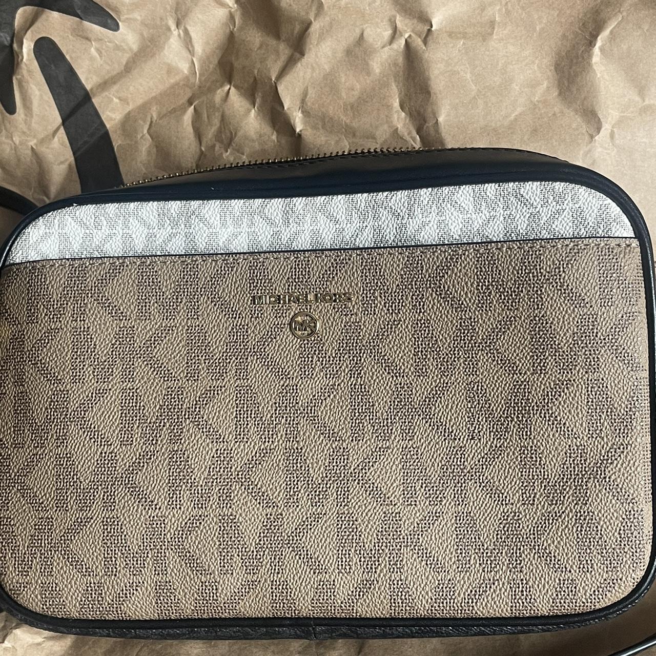 Michael kors logo on sale east west crossbody