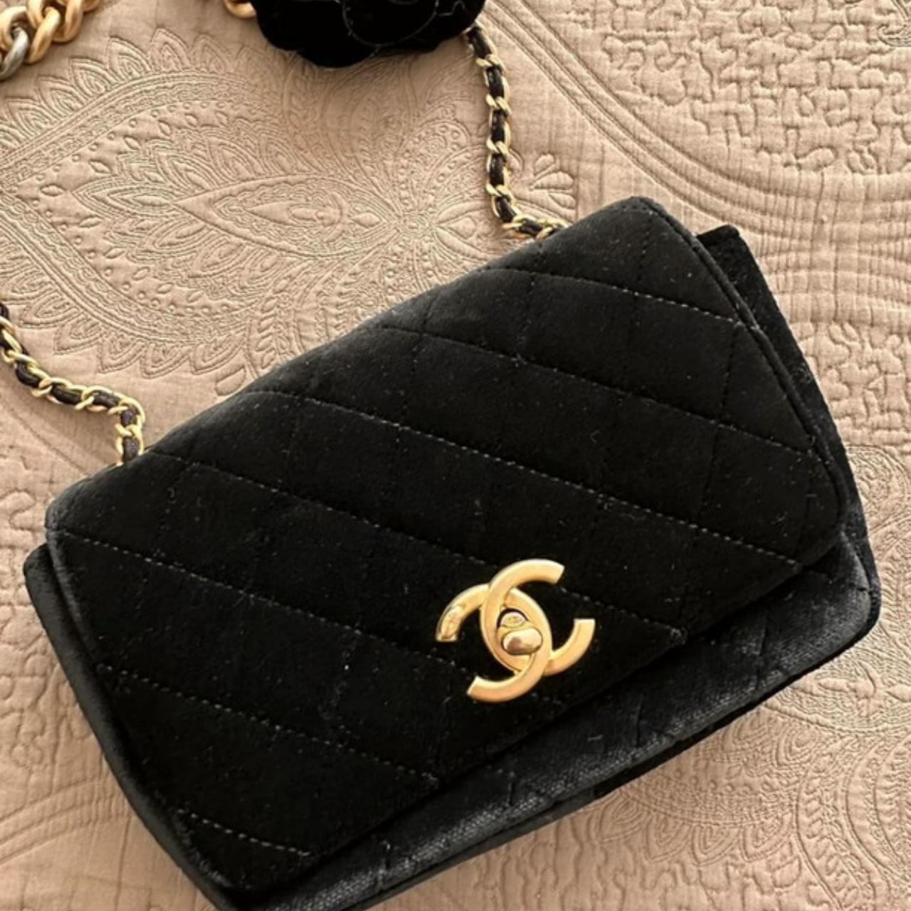 Chanel purses discount used