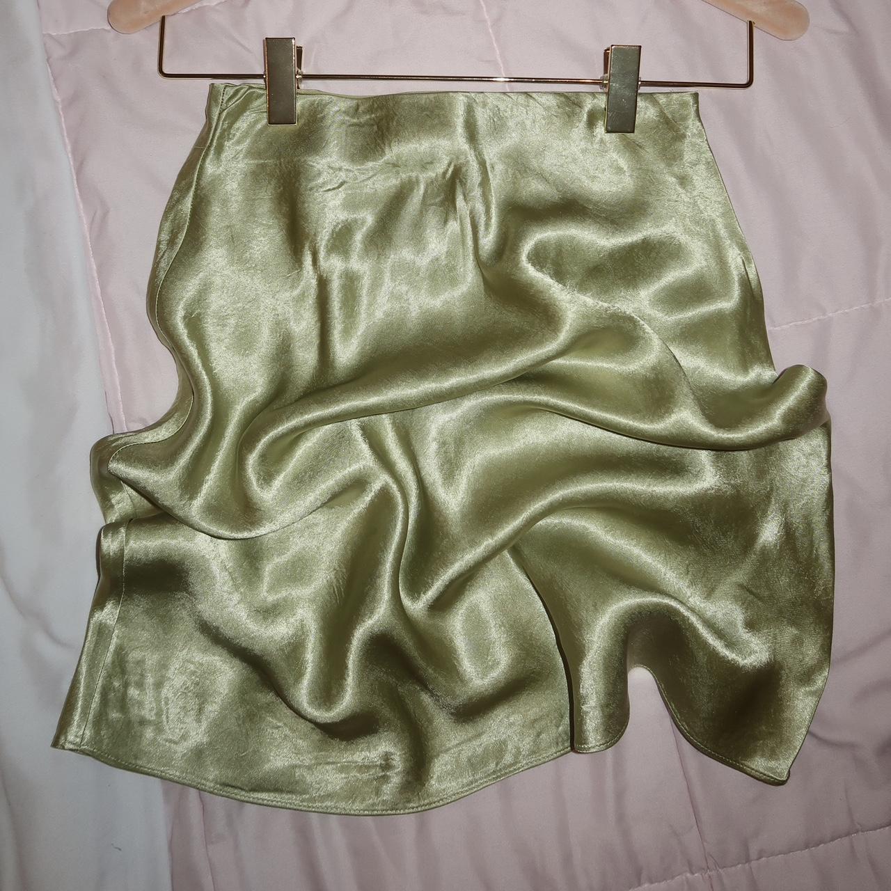 Aritzia mini slip skirt, size Perfect