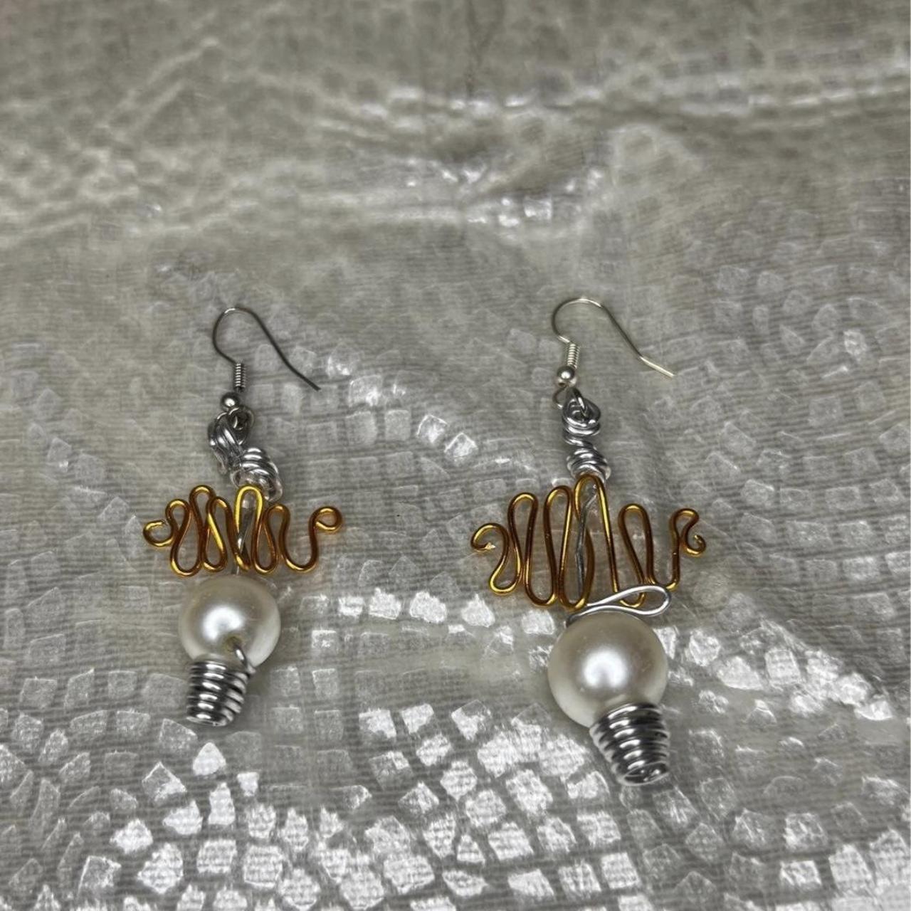 item listed by beebossfashion