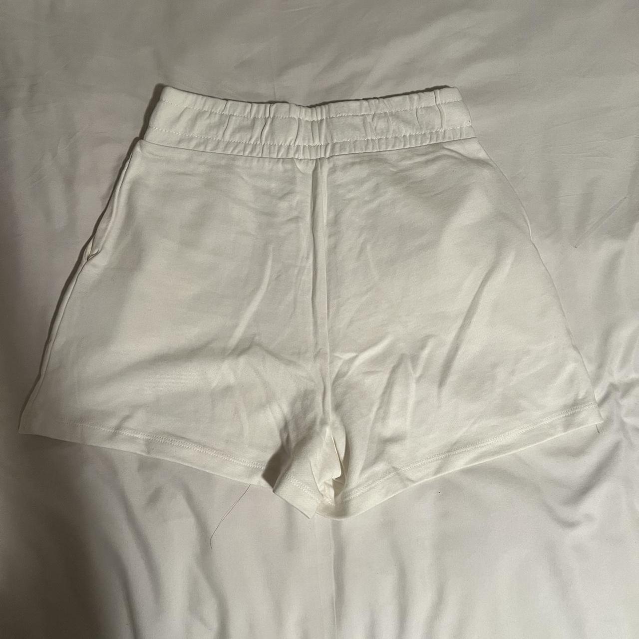 Cream ZARA lounge shorts, size M - Depop