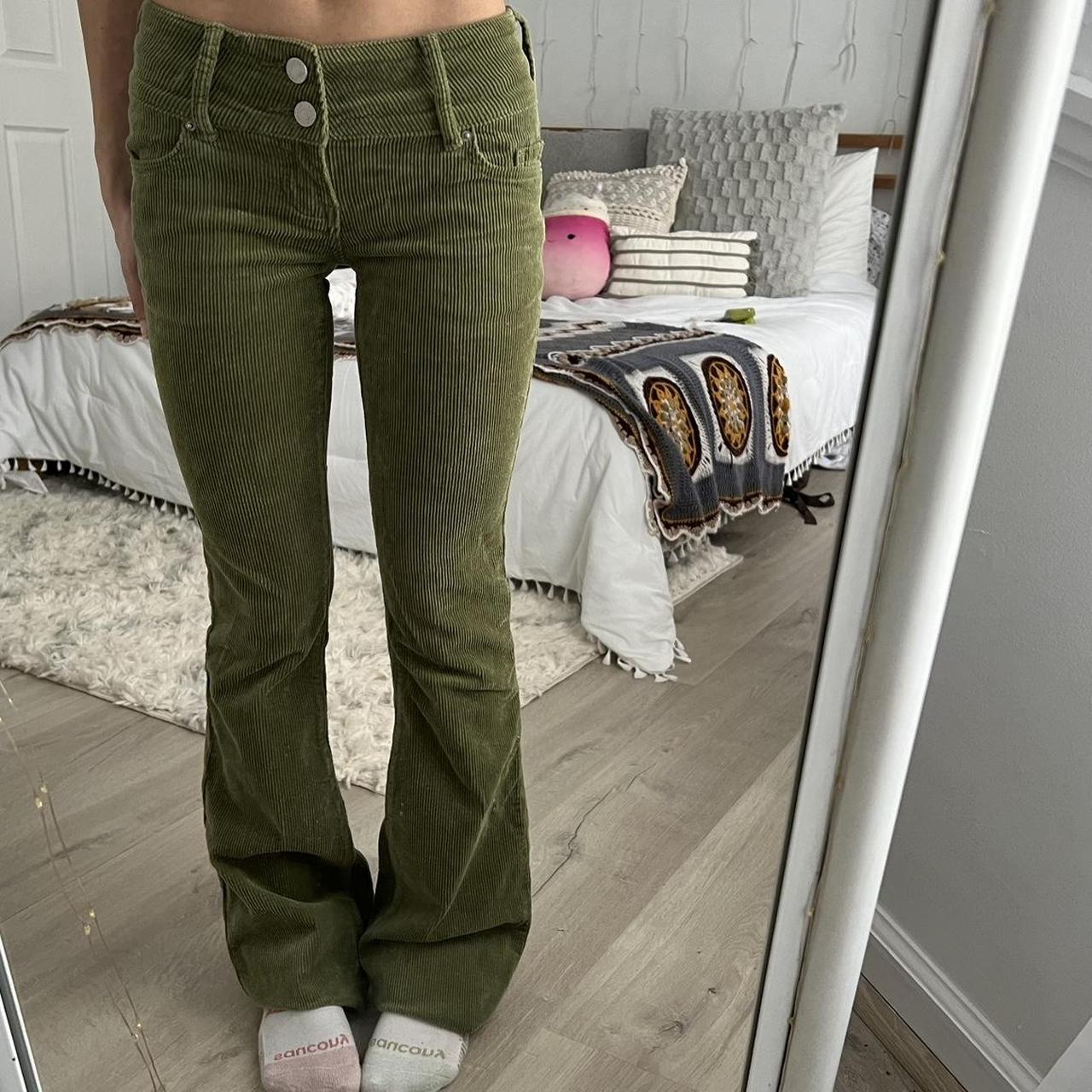 PacSun Women's Green Trousers | Depop