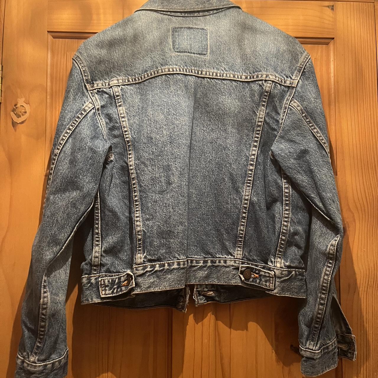 Levi's Women's Blue Jacket | Depop