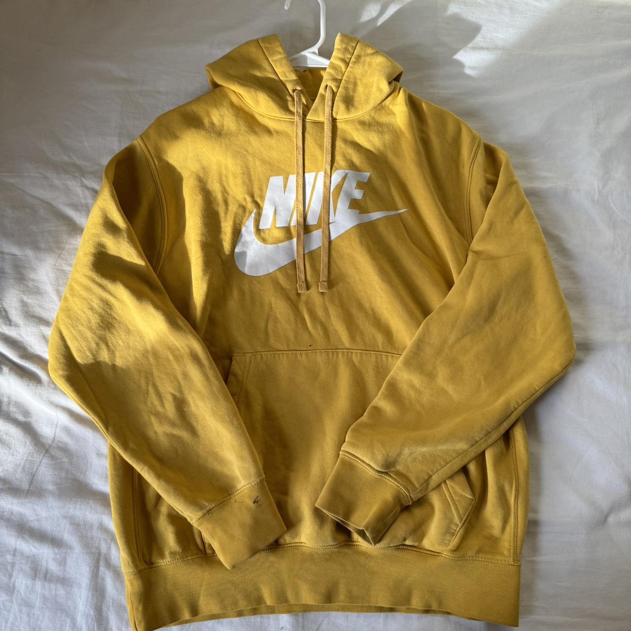 White nike best sale hoodie sale