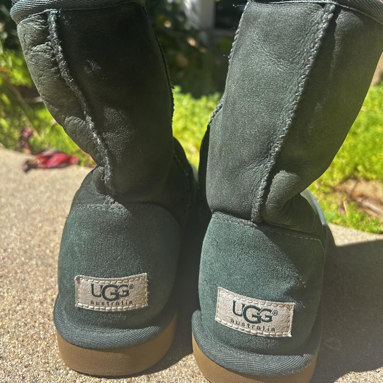 Dark green ugg boots best sale