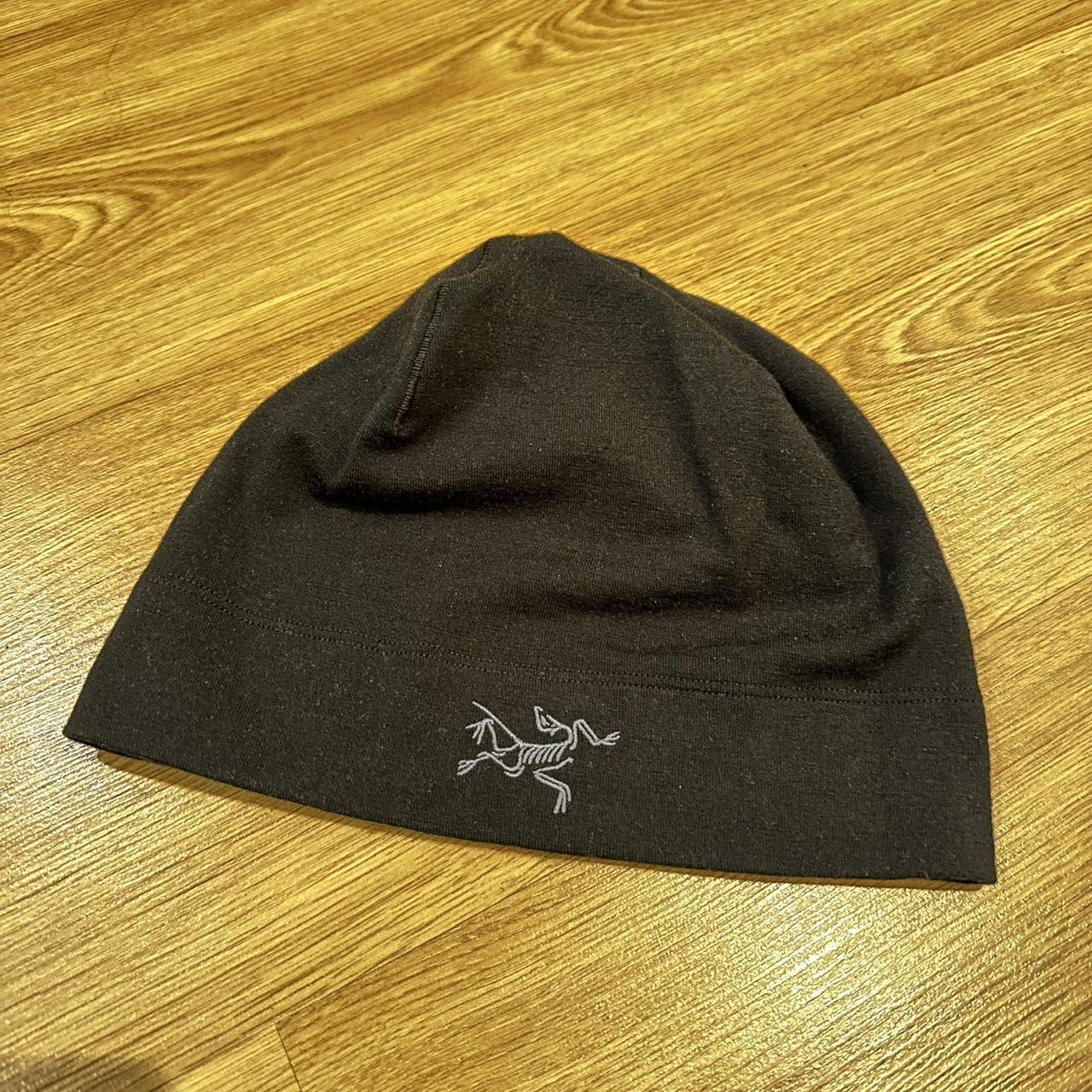 Arc’teryx RHO Lightweight Wool Toque Beanie in... - Depop