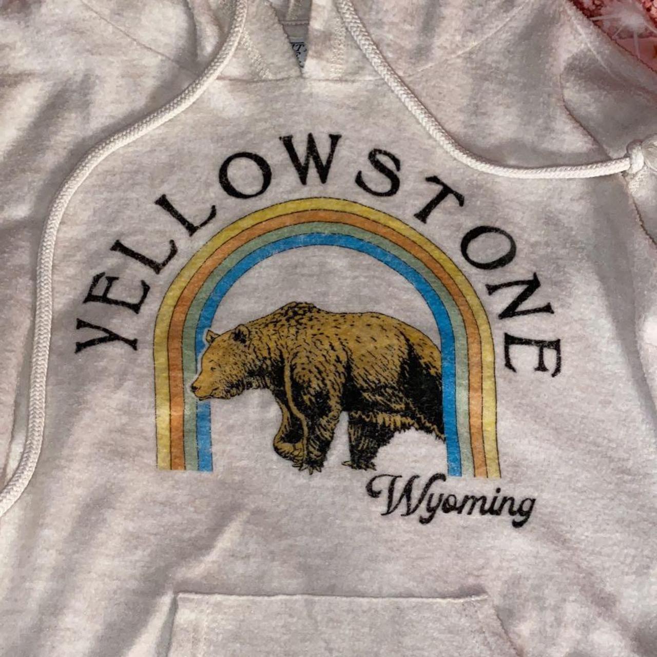 Kohl's Women's Cream Hoodie Depop