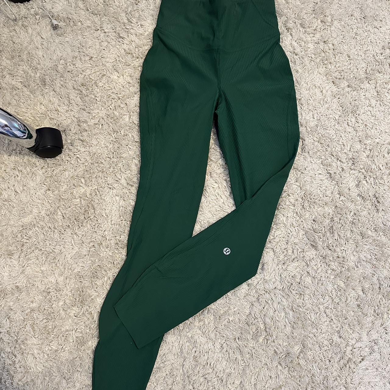 Everglade green ribbed Lululemon leggings Size 0 25” - Depop