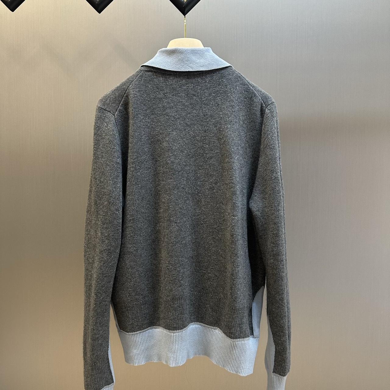 Miu Miu Women's Sweater - Grey - L – Grey and whi… - image 2