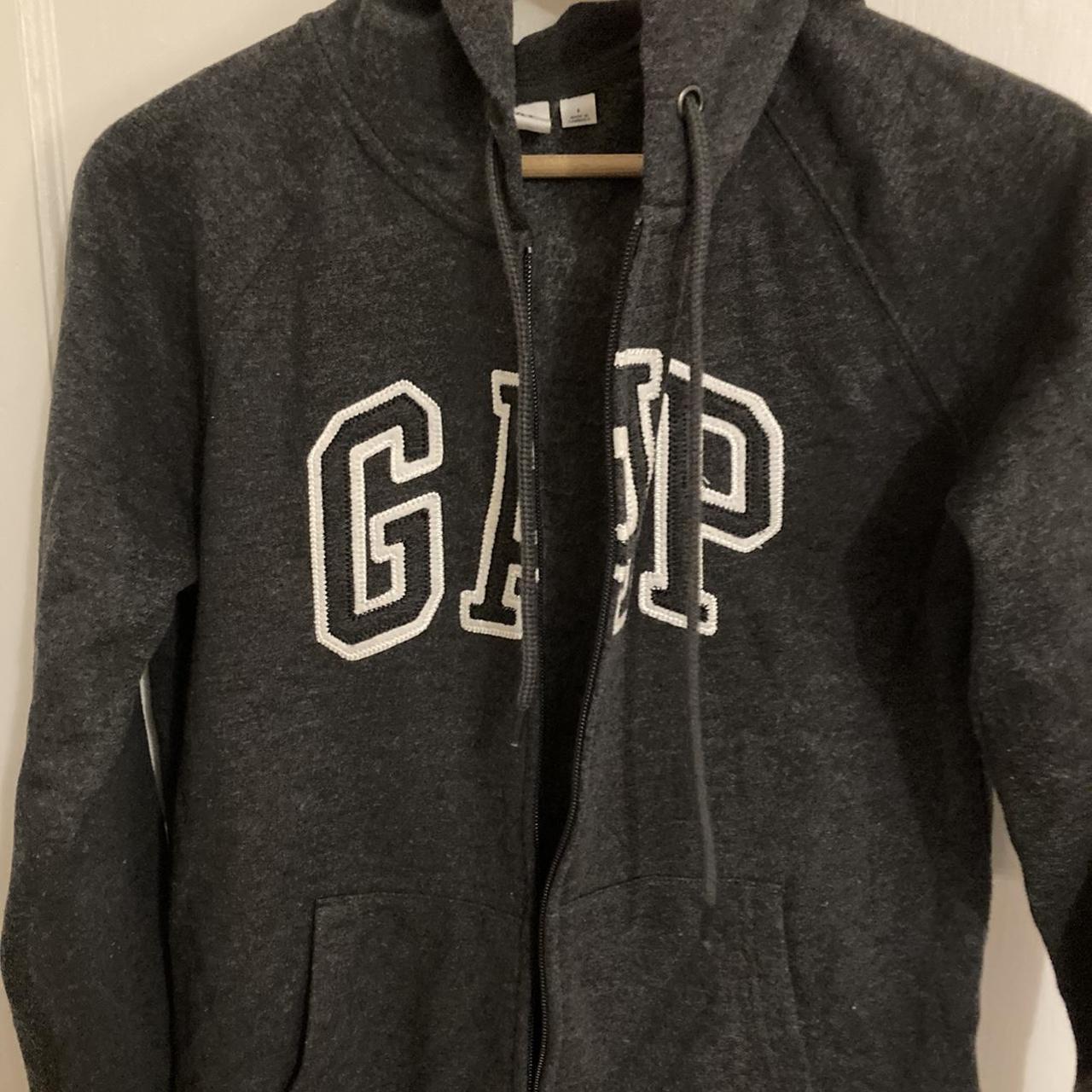 Gap Women's Grey and Black Hoodie | Depop