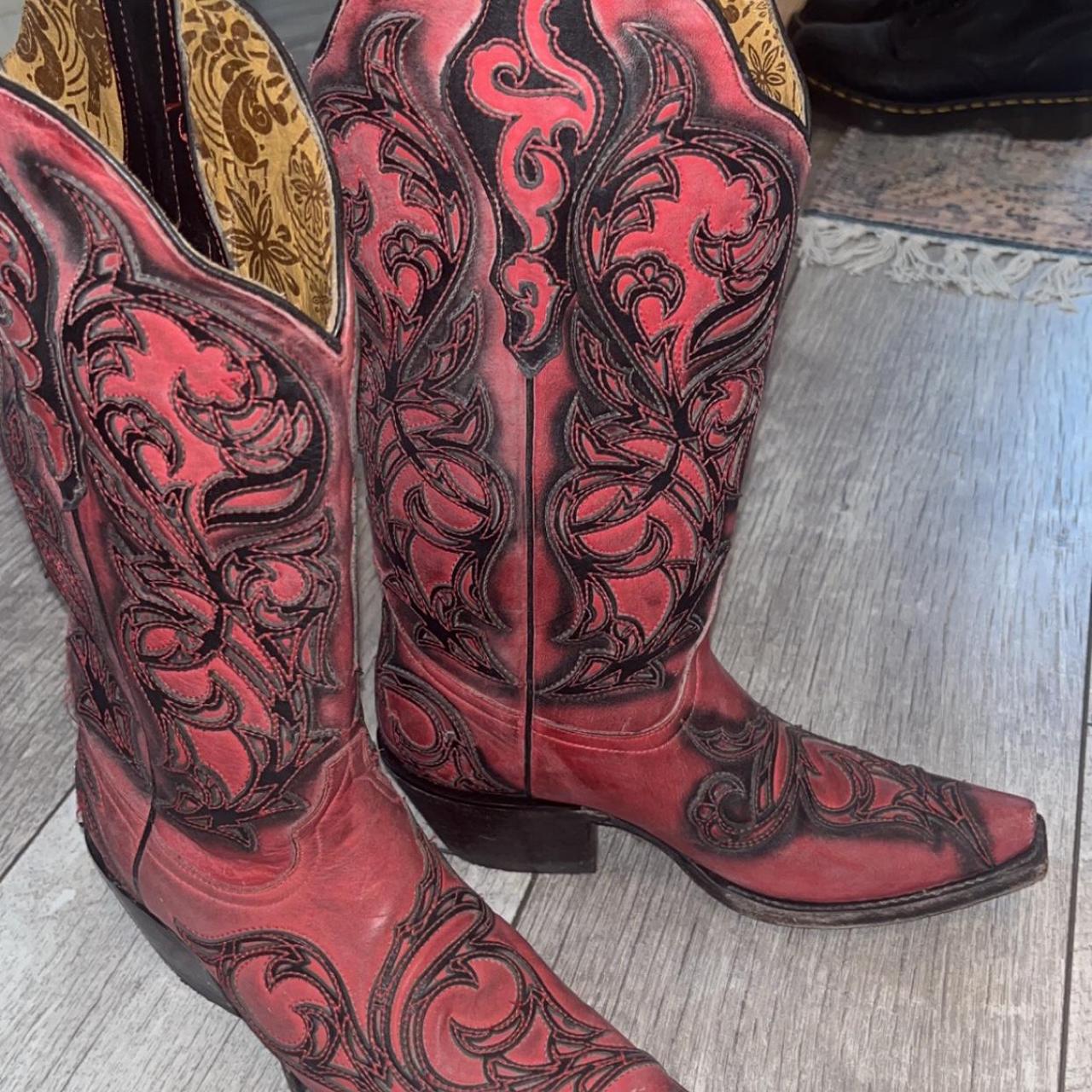 Black and outlet red corral boots