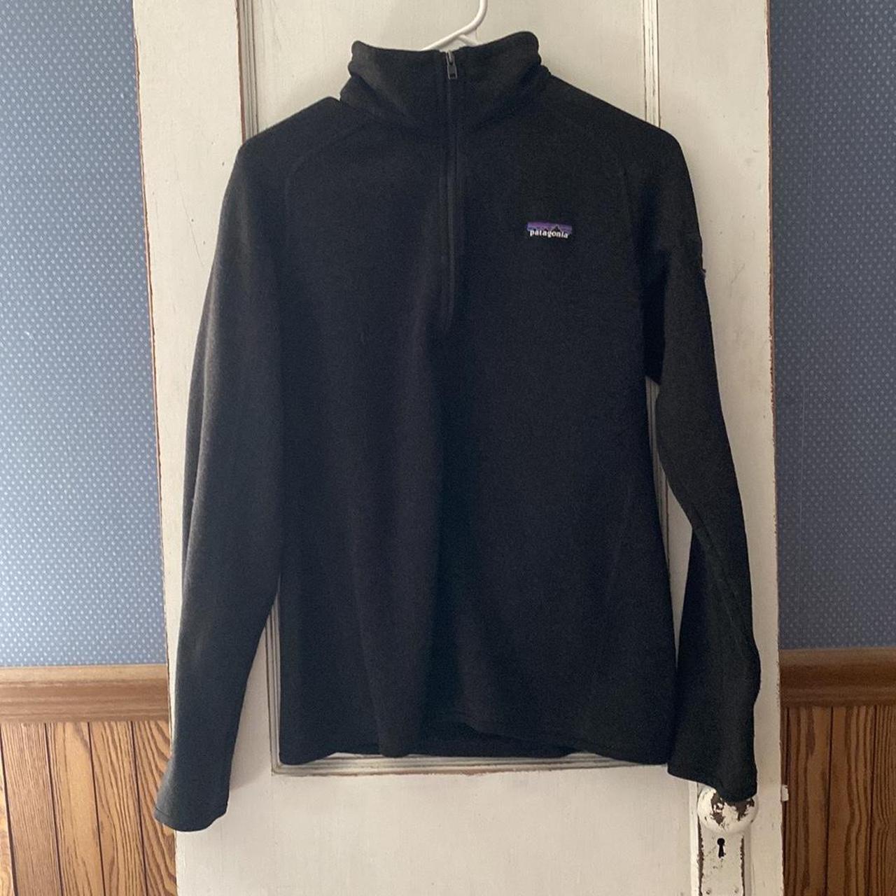 Patagonia Women's Black Sweatshirt | Depop