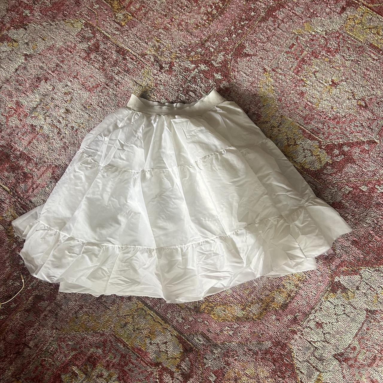 White petticoat trumpet slip, worn once for my - Depop