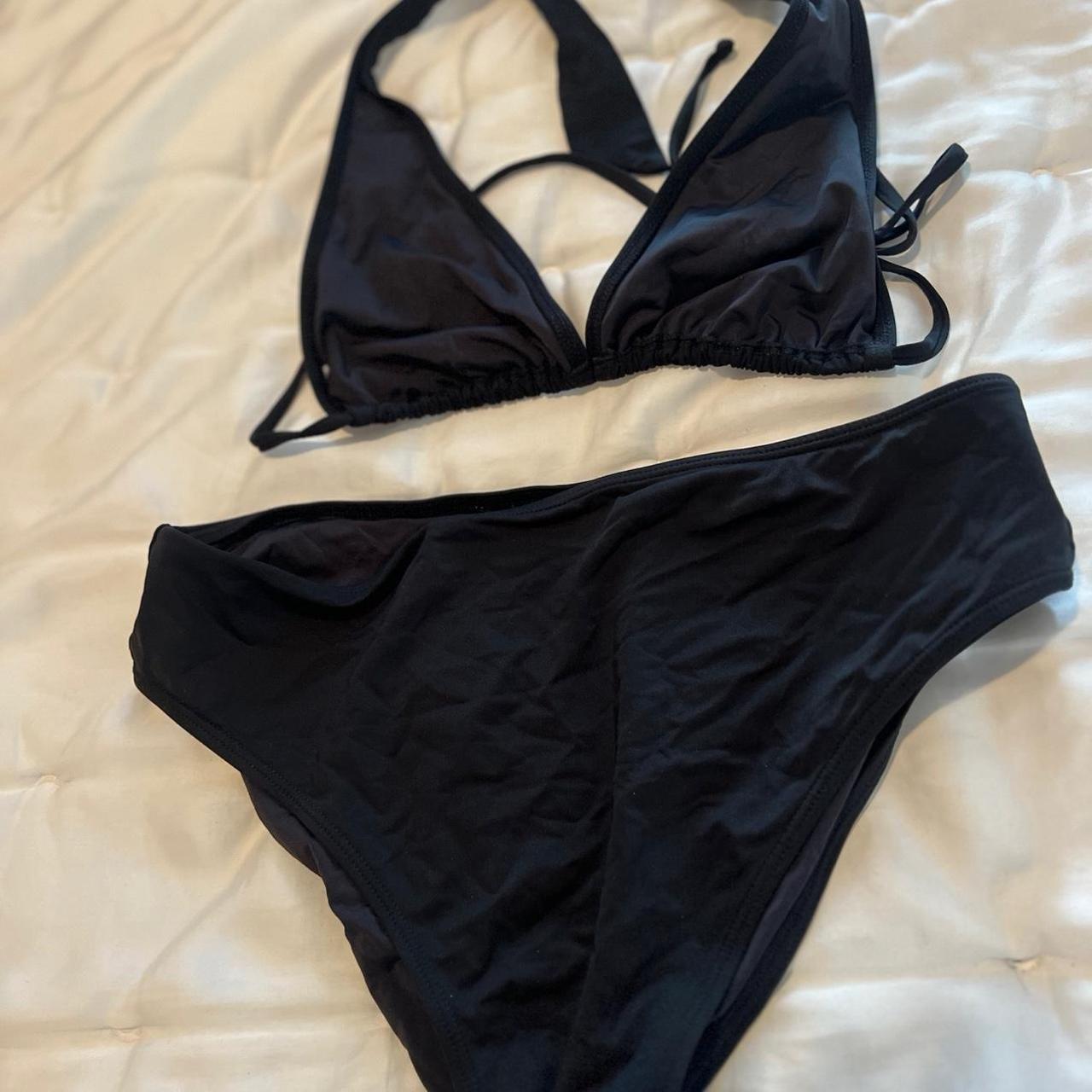 item listed by azizi_wana