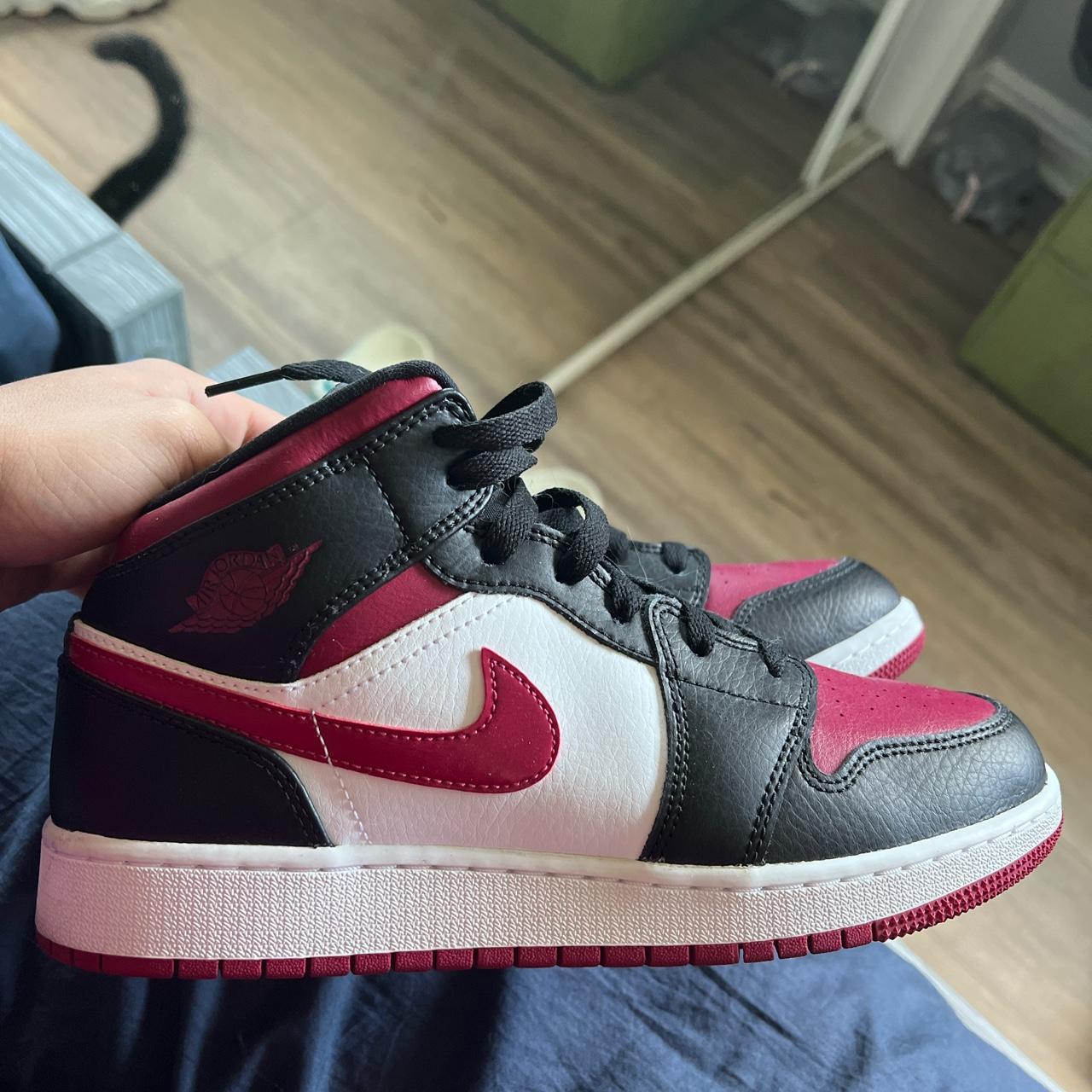 6y jordan 1s