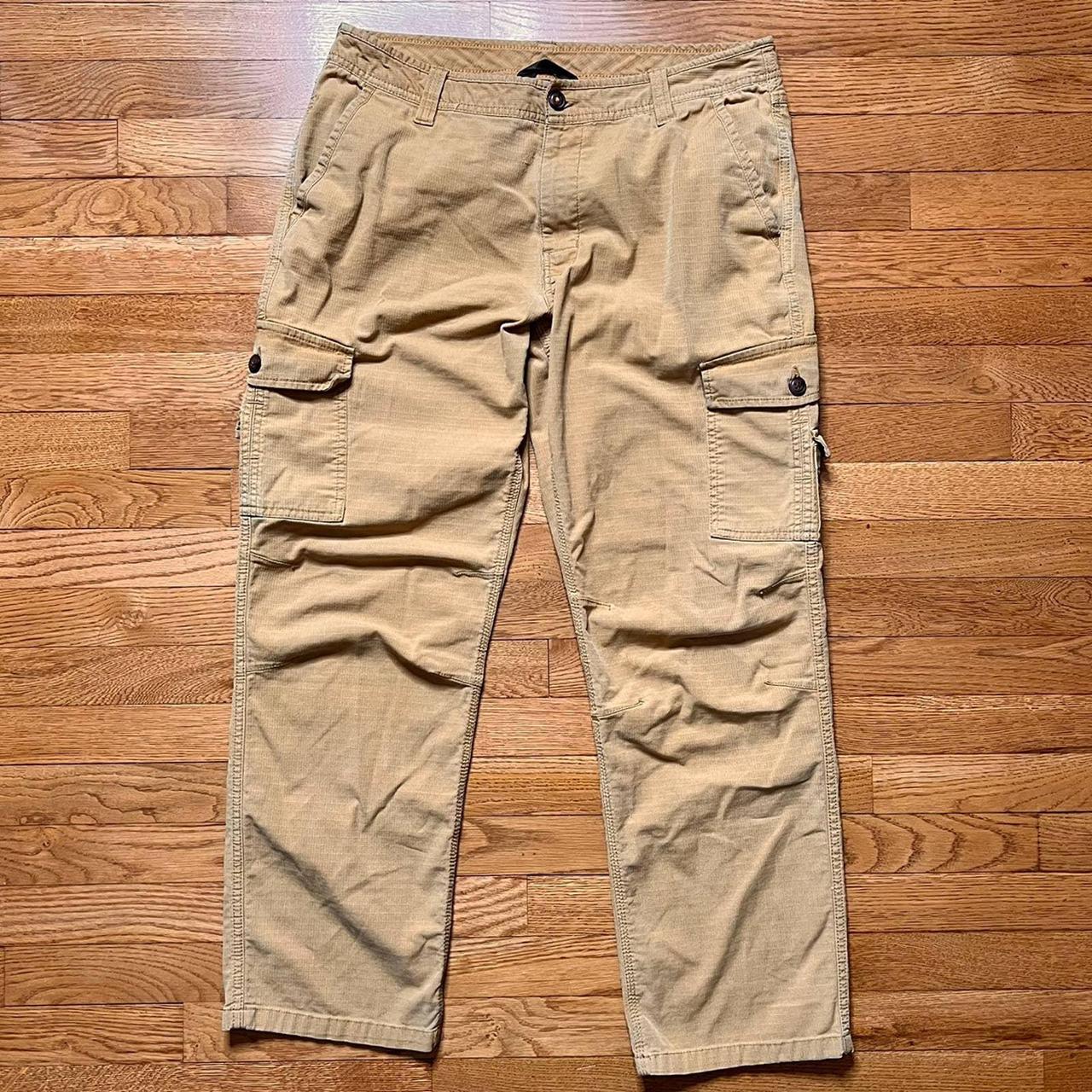 The North Face Cargo Pants Waist 17.5 Front rise... Depop