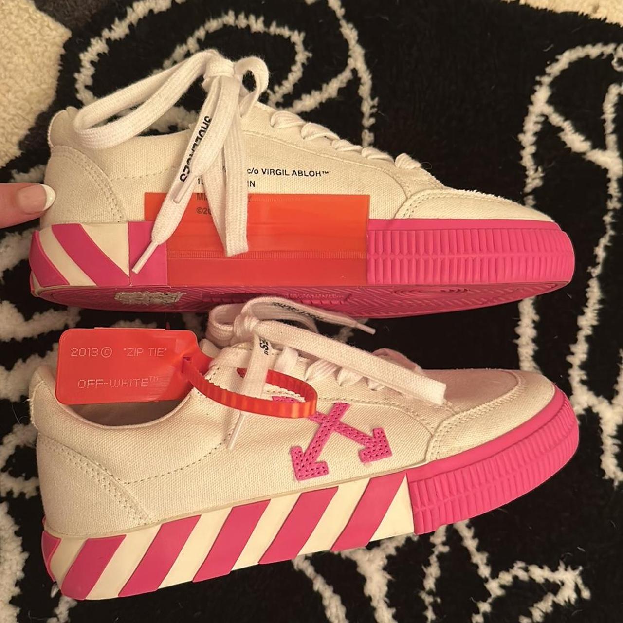 pink off white shoes size 37 ️‍🔥 ️‍🔥worn once - Depop