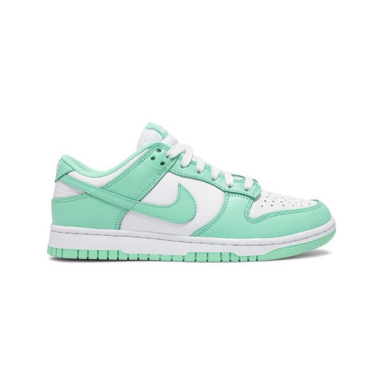 womens dunk green glow