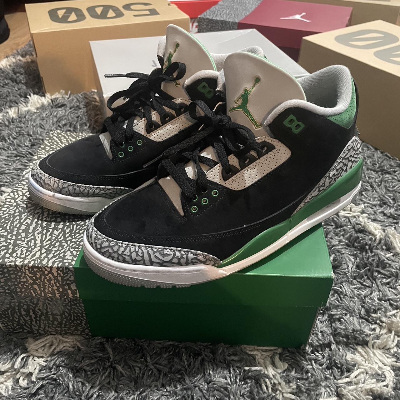 mens black and green jordans