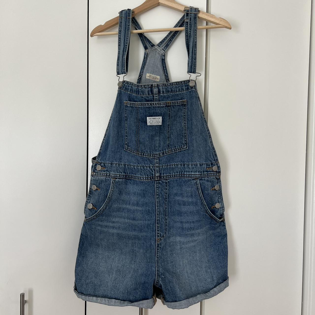 Levi's Women's Blue and Navy Dungarees-overalls | Depop