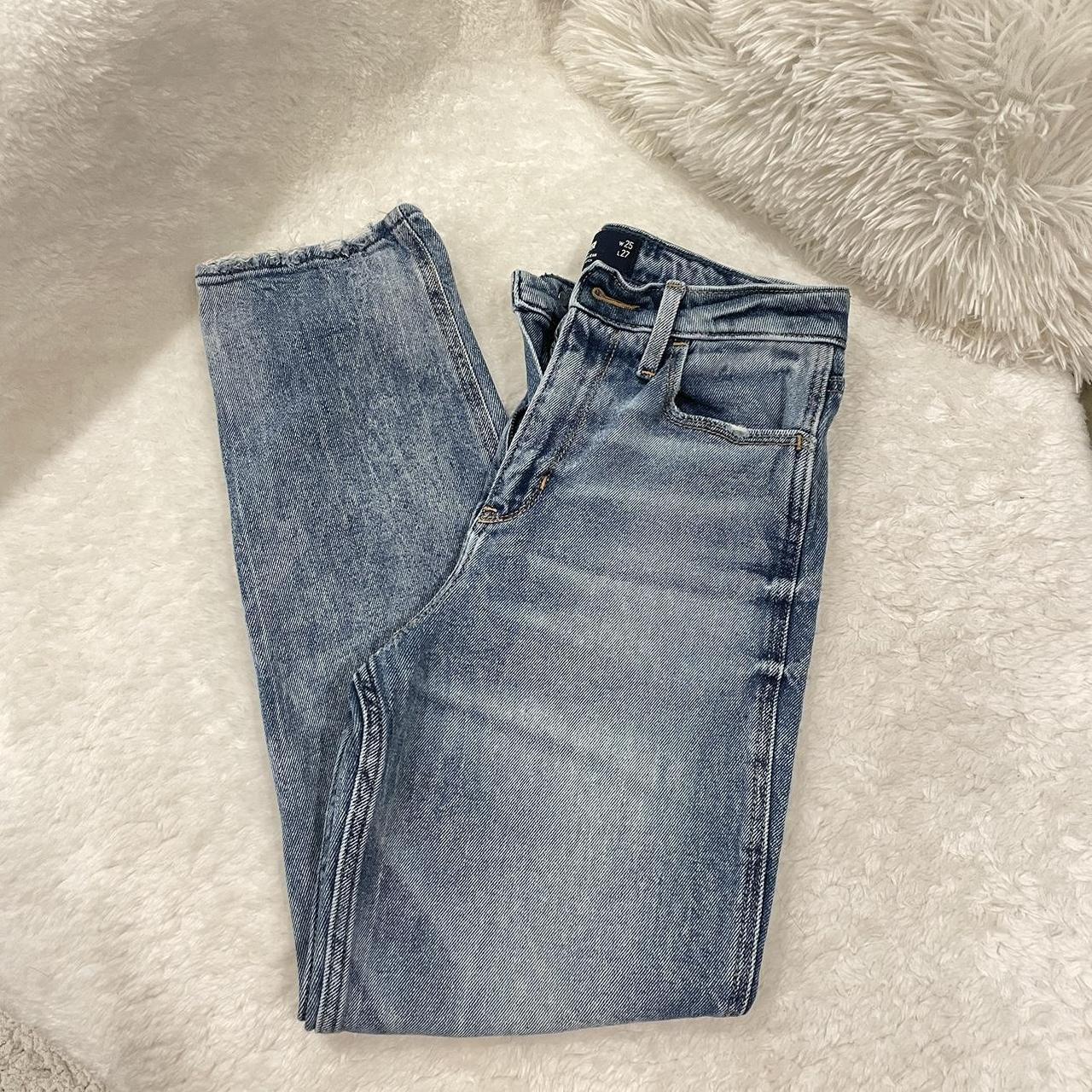 Hollister mom jeans, medium wash Size 1, waist Depop