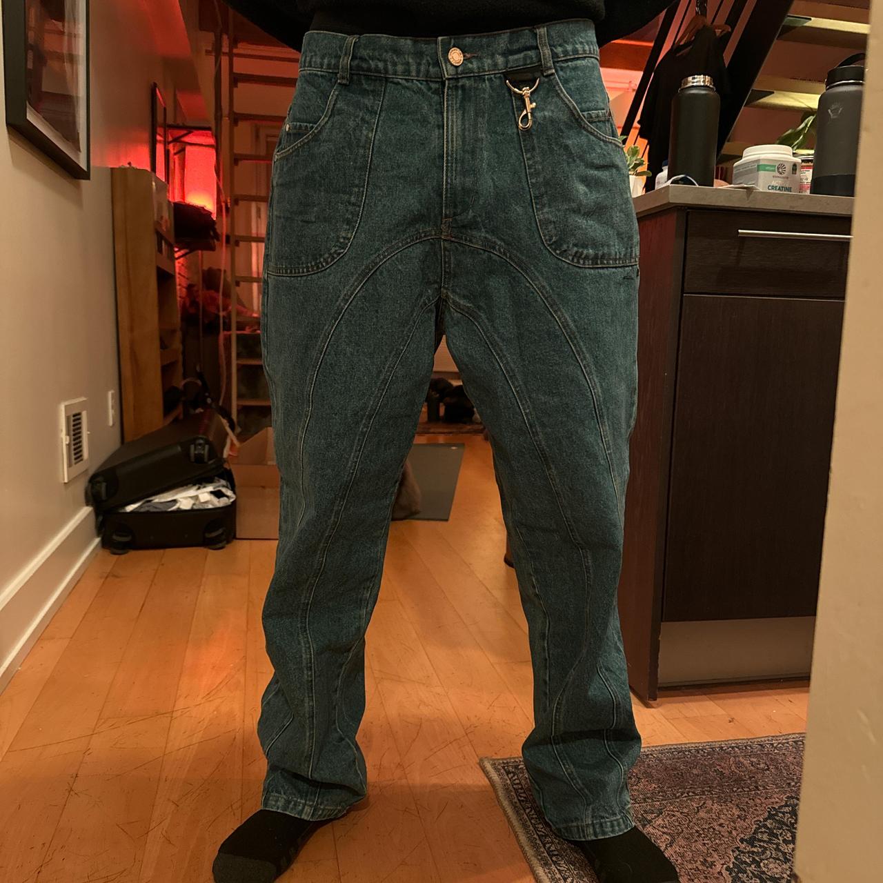 item listed by alambrou