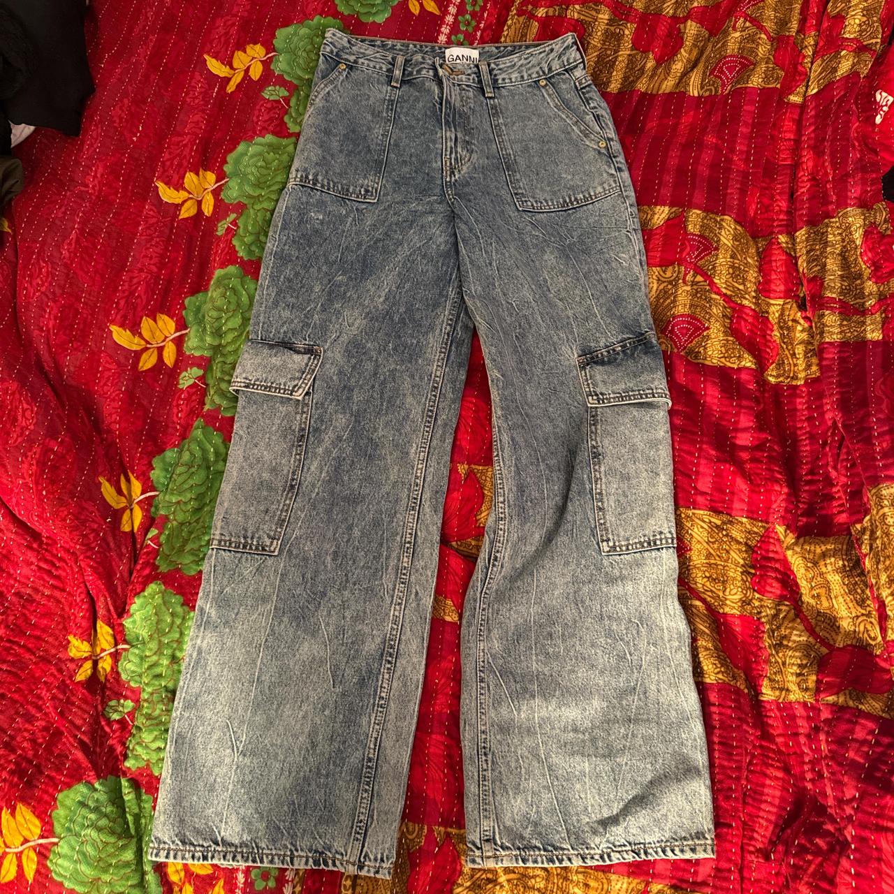 item listed by alambrou